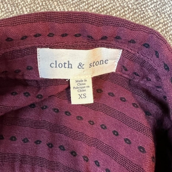 Cloth & Stone Women's Maroon Button Up Size XS - Picture 9 of 9